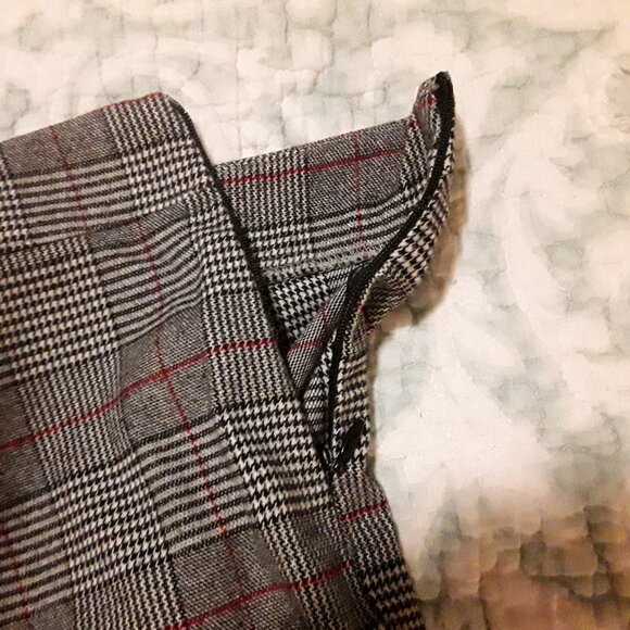 Forever 21 Women's size small grey/black plaid dress pants w/flat front - Picture 8 of 8